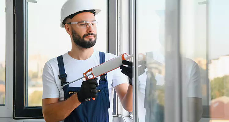 Retractable Screens Repair for Patio in San Carlos Park, FL