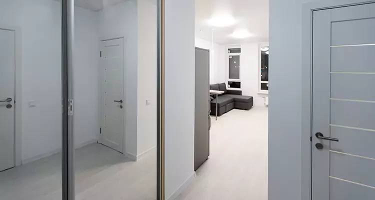 Modern Mirrored Closet Doors Repair in San Carlos Park, FL