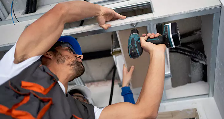 Emergency Overhead Door Repair in San Carlos Park, FL